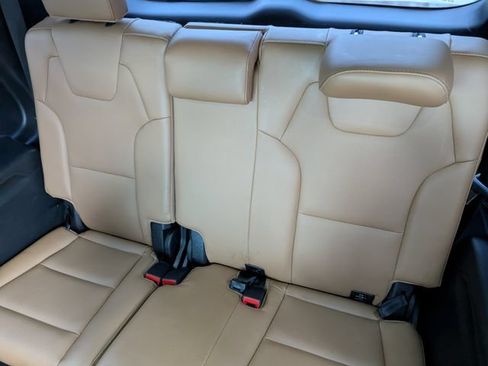 Used 2021 Kia Telluride SX w/ Towing Package FWD image 12