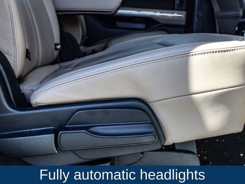 Used 2024 Ford Expedition Max Limited image 18