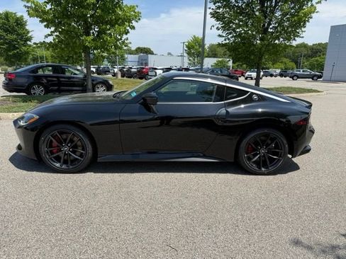 New 2026 Nissan Z Performance w/ Floor Mat Package RWD image 7
