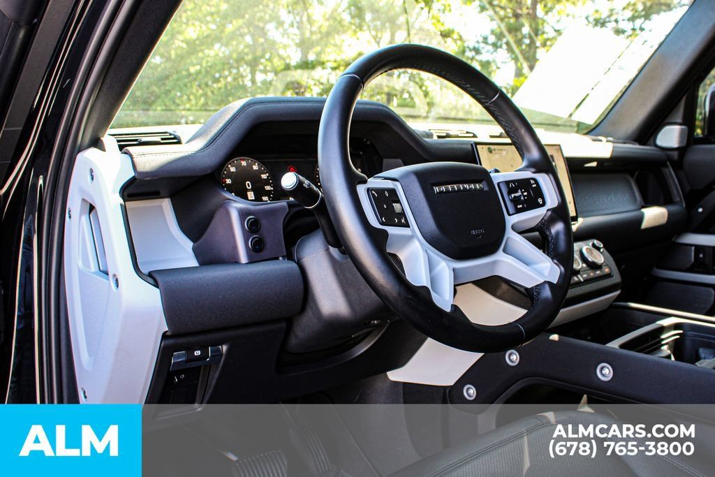 Used 2023 Land Rover Defender 130 SE AWD/4WD image 23
