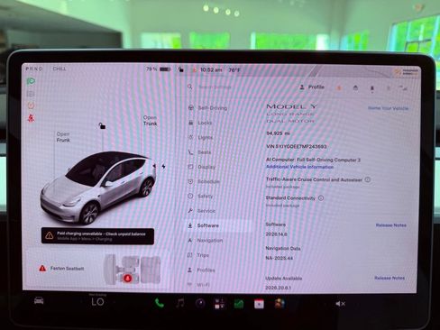 Used 2021 Tesla Model Y Long Range AWD/4WD image 22