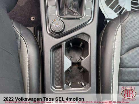 Used 2022 Volkswagen Taos SEL AWD/4WD image 23