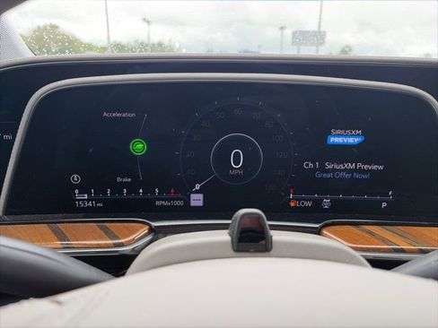 Used 2024 Cadillac Escalade Sport Platinum w/ LPO, ONYX Package image 7