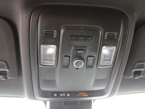 Used 2024 Chevrolet Tahoe Z71 w/ Z71 Off-Road Package AWD/4WD image 28
