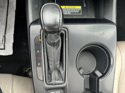 Used 2023 Honda Civic Touring image 16