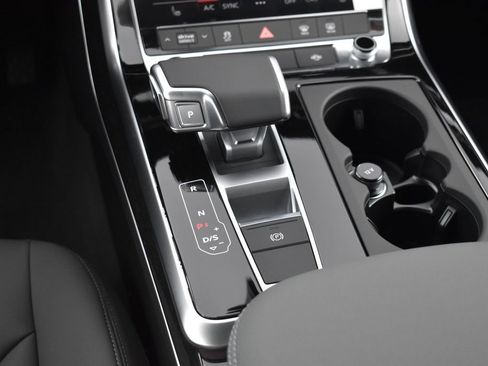 New 2026 Audi Q7 2.0T Premium AWD/4WD image 14