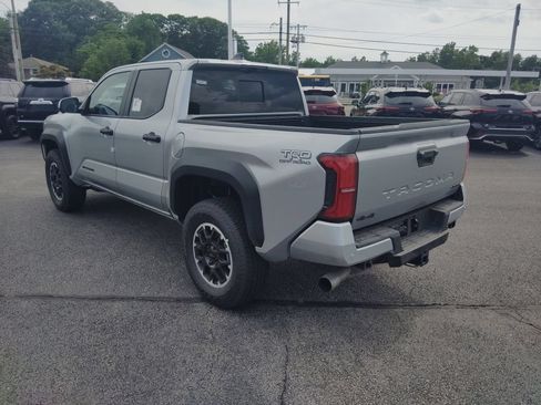 New 2026 Toyota Tacoma TRD Off-Road AWD/4WD image 3