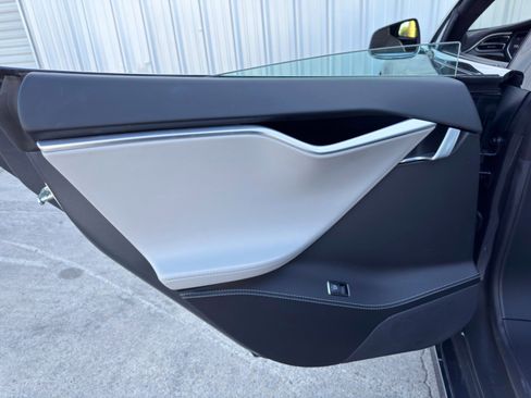 Used 2016 Tesla Model S 90D image 39