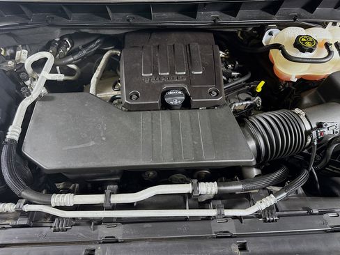 Used 2023 Chevrolet Silverado 1500 LT w/ Work Truck Package image 39