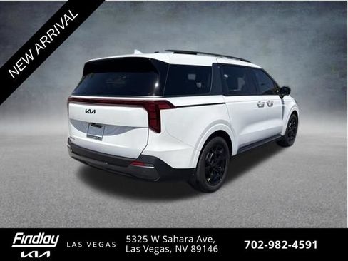 Certified 2026 Kia Carnival SX w/ SX Dark Edition Package FWD image 5