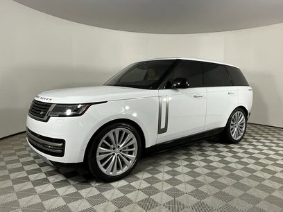 New 2025 Land Rover Range Rover SE