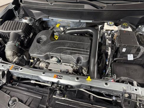 Used 2024 Chevrolet Equinox RS FWD image 35