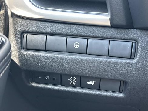 New 2026 Nissan Rogue SV FWD image 28