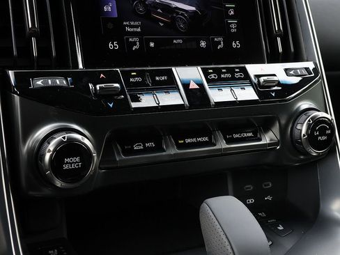 New 2026 Lexus LX 700h F Sport AWD/4WD image 26