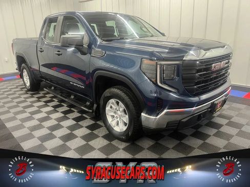 Used 2023 GMC Sierra 1500 Pro w/ X31 Off-Road Package AWD/4WD image 1