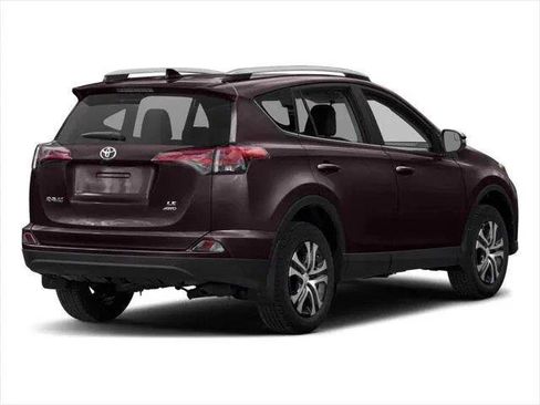Used 2018 Toyota RAV4 LE w/ All Weather Liner Package AWD/4WD image 13