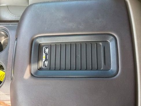 Used 2016 Chevrolet Tahoe LT image 13