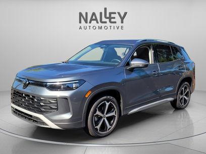 New 2025 Volkswagen Tiguan SE