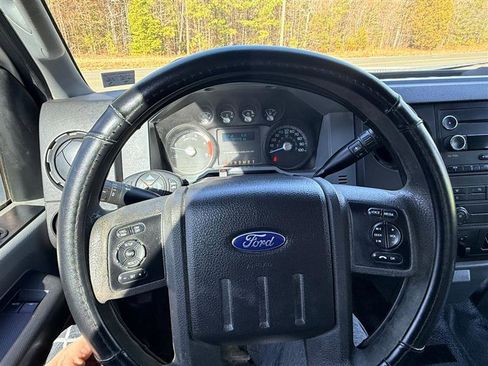 Used 2011 Ford F250 XL w/ PWR Equipment Group image 19