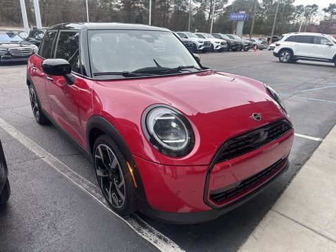 Used 2025 MINI Cooper S image 1