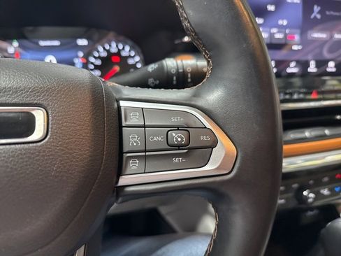 Used 2022 Jeep Compass Limited image 12