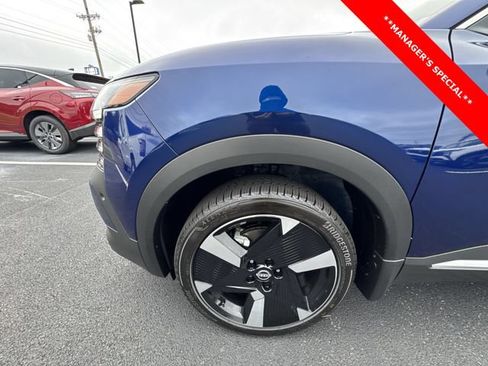 New 2025 Nissan Kicks SR w/ SR Premium Package AWD/4WD image 10