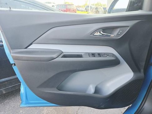 New 2027 Chevrolet Bolt LT w/ Comfort Package FWD image 23