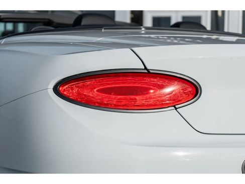 Used 2024 Bentley Continental GT Speed image 9
