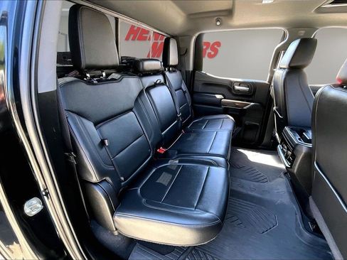 Used 2020 Chevrolet Silverado 1500 LT Trail Boss w/ Midnight Edition AWD/4WD image 28