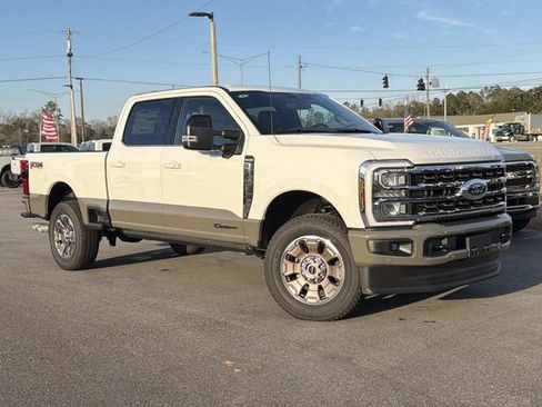 New 2026 Ford F250 King Ranch w/ FX4 Off-Road Package image 2