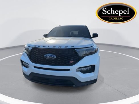 Used 2020 Ford Explorer ST w/ ST Street Pack image 3
