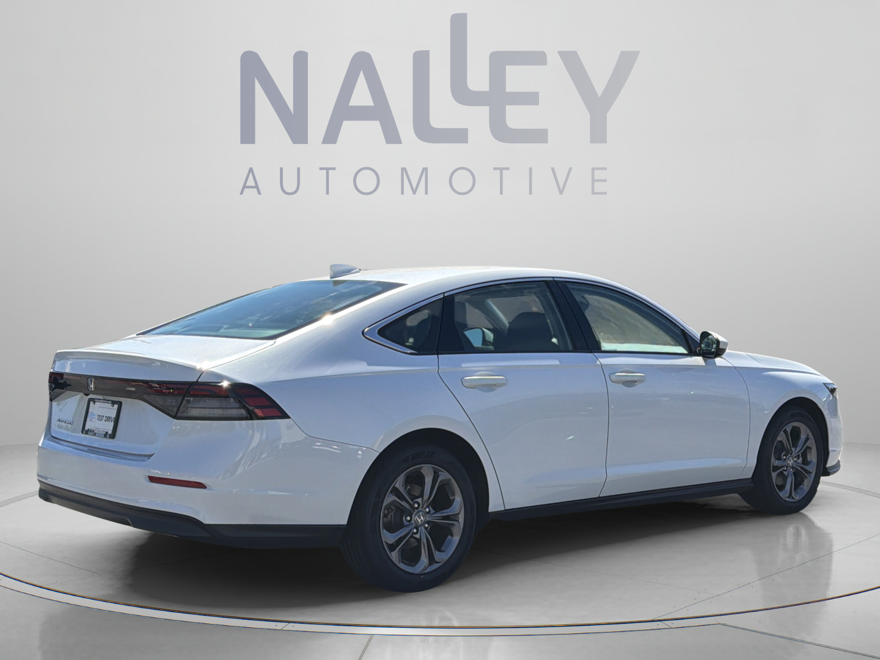 Used 2024 Honda Accord EX image 5
