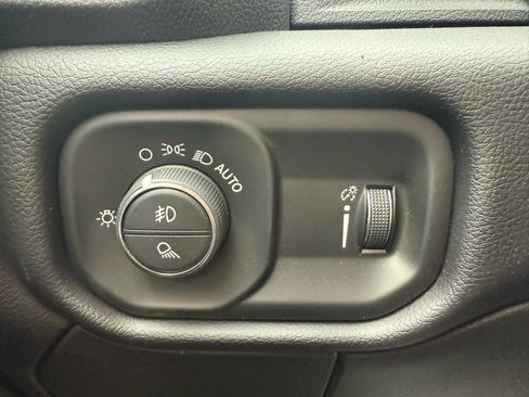 Used 2022 RAM 3500 Big Horn w/ Night Edition image 18