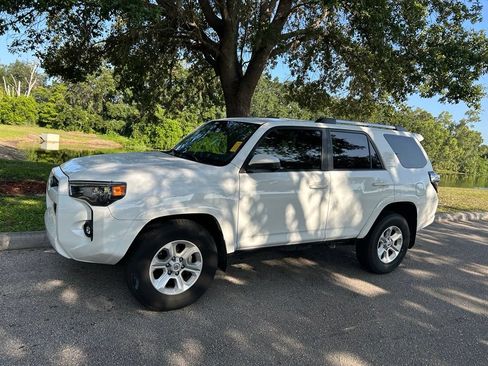 Used 2024 Toyota 4Runner SR5 RWD image 2