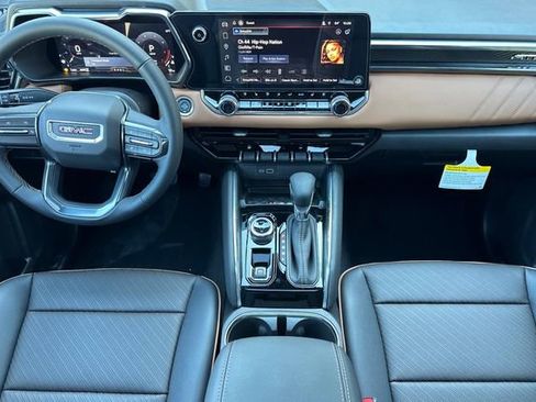 New 2026 GMC Canyon AT4 w/ Technology Plus Package image 15