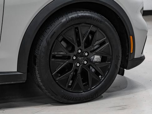 Used 2025 Ford Mustang Mach-E Select RWD image 56