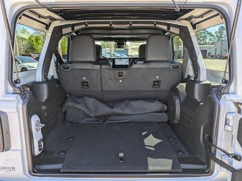 New 2026 Jeep Wrangler Unlimited Rubicon 392 AWD/4WD image 13