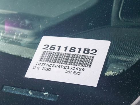 Used 2023 GMC Sierra 1500 Elevation image 26