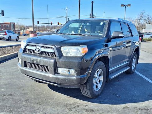 Used 2013 Toyota 4Runner SR5 image 32
