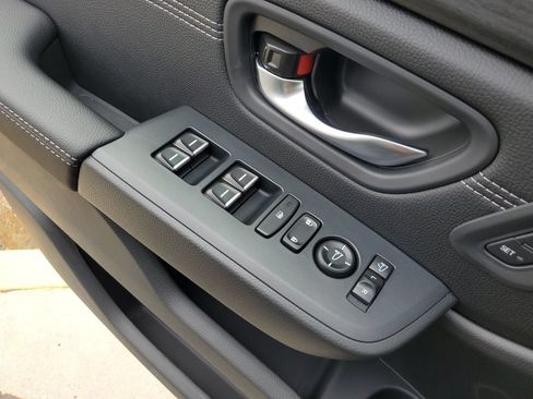 New 2026 Honda Pilot Touring image 21