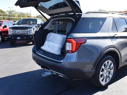 New 2026 Ford Explorer Active w/ Active Comfort Package image 27