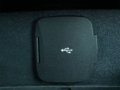 Certified 2023 Ford Bronco Base image 25