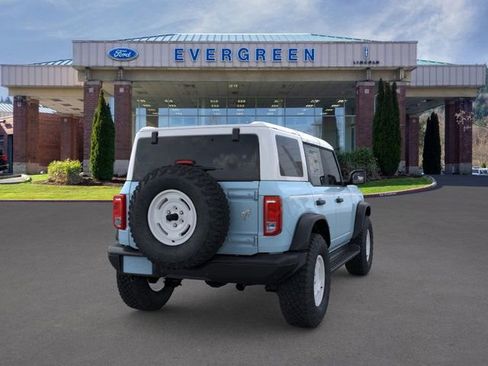 New 2025 Ford Bronco Heritage Edition image 8