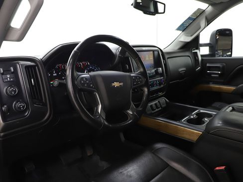 Used 2015 Chevrolet Silverado 2500 LTZ image 26