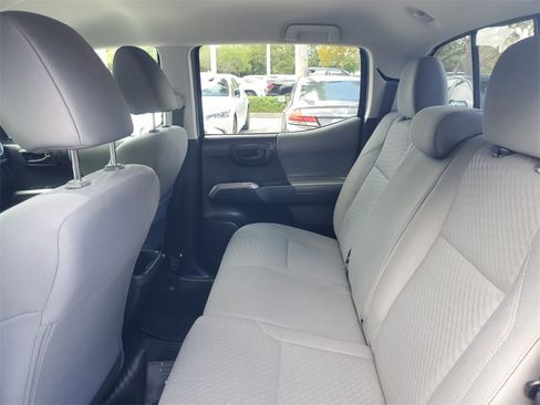 Used 2023 Toyota Tacoma SR5 w/ Technology Package image 9