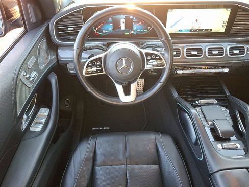 Used 2021 Mercedes-Benz GLS 580 GLS 580 image 11