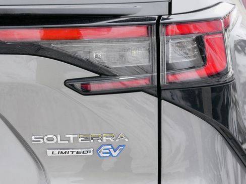 Used 2024 Subaru Solterra Limited image 17
