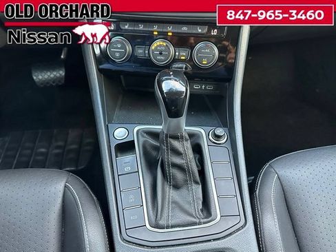 Used 2024 Volkswagen Jetta SE FWD image 16