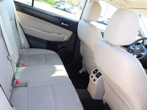 Used 2015 Subaru Legacy 2.5i Limited AWD/4WD image 16