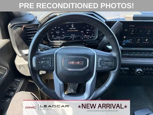Used 2023 GMC Sierra 1500 SLT w/ X31 Off-Road Package AWD/4WD image 20